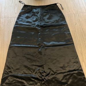Jessica McClintock Satin Skirt. Size 11